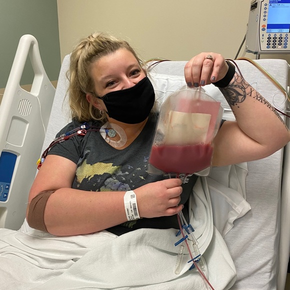 Meet your Posh Ambassador, Ashley! - Picture 4 of 6